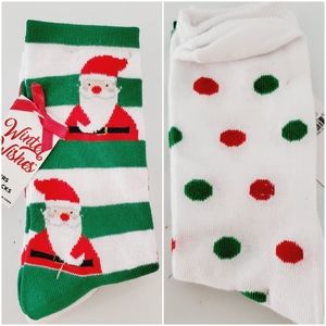 Winter Wishes 2 Pairs Crew Sock Green White Stripe